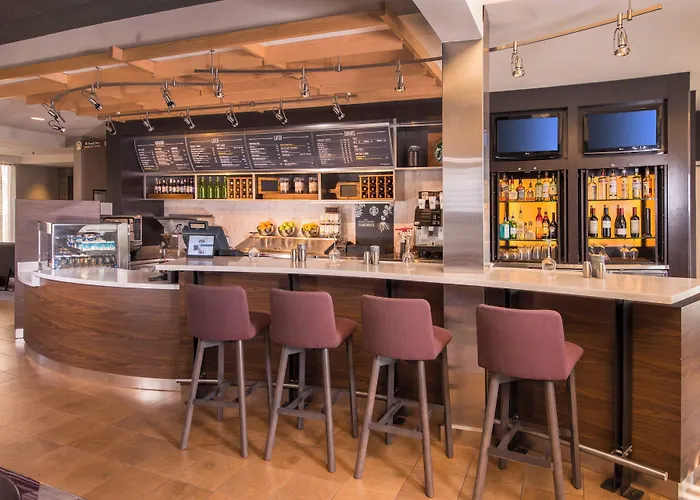 Courtyard By Marriott Dulles Airport Chantilly